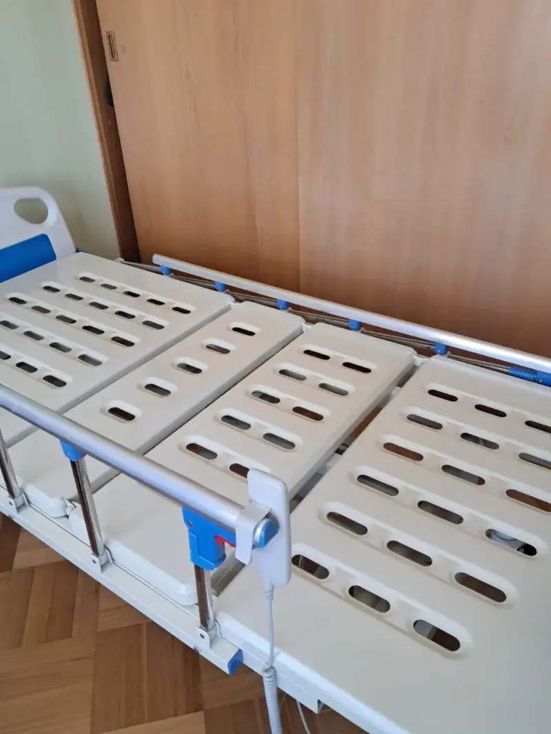 Cama clínica ajustable - 5