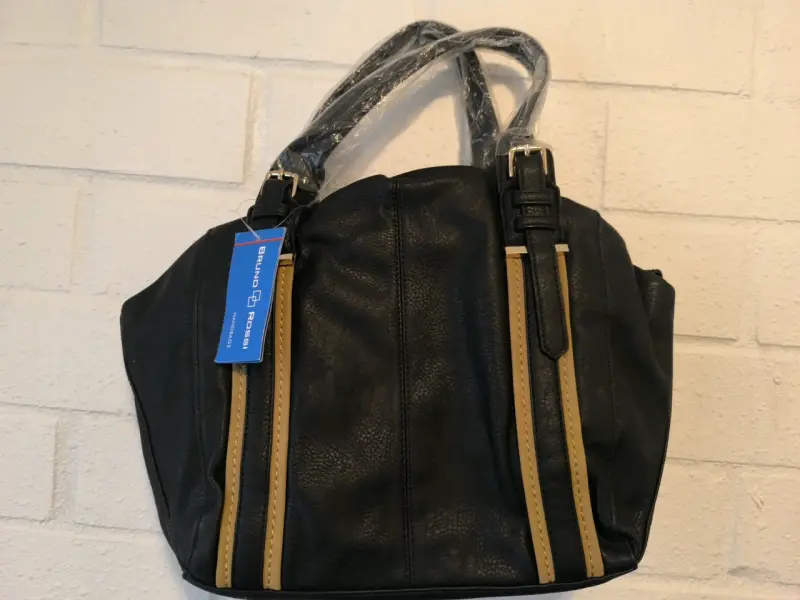 Cartera negra Bruno Rossi nueva
