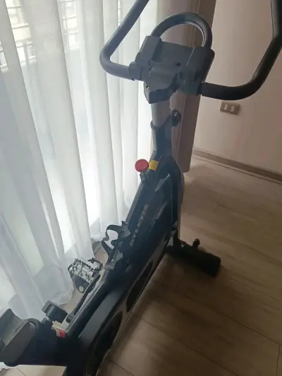 Bicicleta estática Atletis - miniatura 2