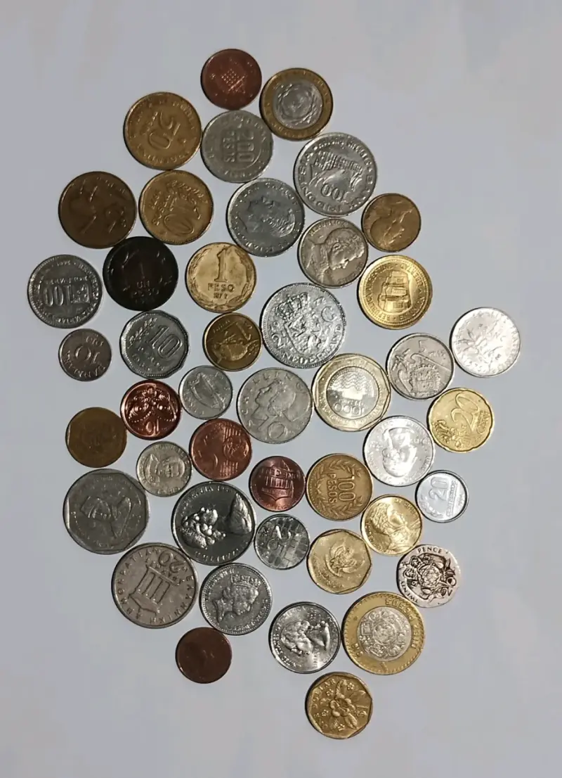 Lote de 150 monedas variadas - 1