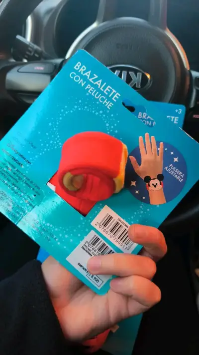 Brazalete de peluche Cars - miniatura 3