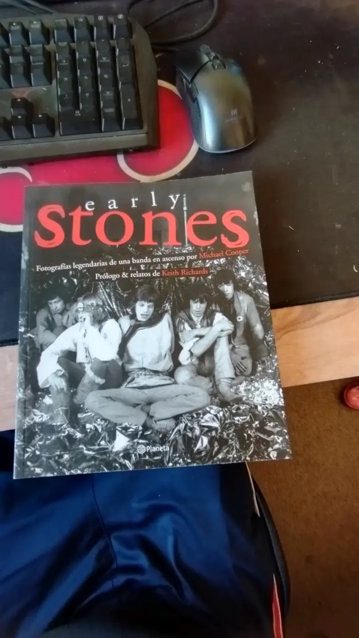Libro Early Stones con fotos - 1