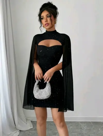 Vestido negro con brillos espaciales - miniatura 6