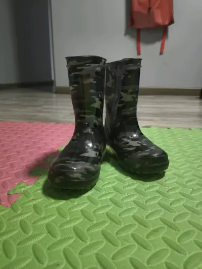 Botas de lluvia camufladas talla 26 - miniatura 2