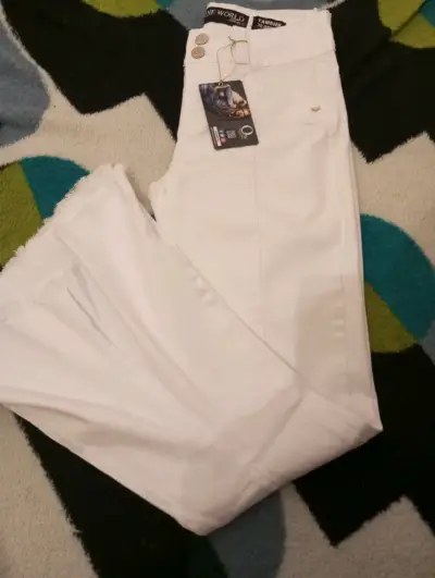 Jeans blancos con etiqueta one world nuevo 36 - miniatura 1