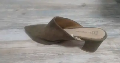 Zapatos mule punta fina taco cuadrado - miniatura 2