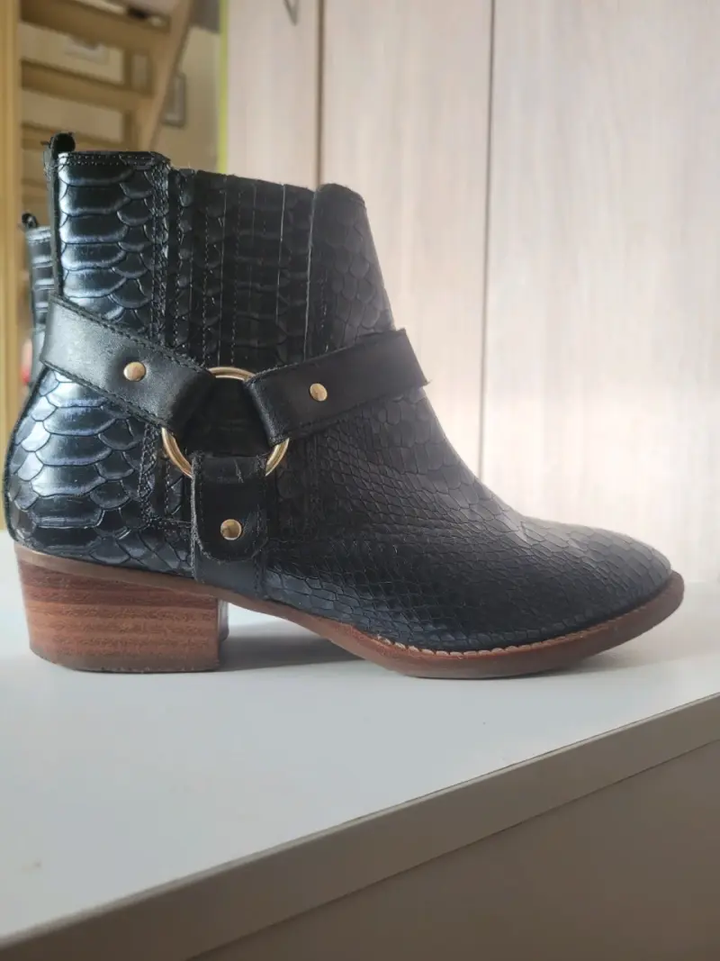 Botines negros cuero reptil - 2