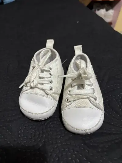 Zapatitos de bebé color rosa - miniatura 3