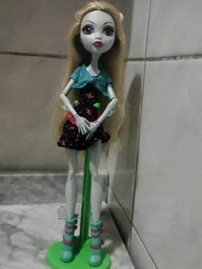 Muñeca Monster High Lagoona blue - miniatura 2