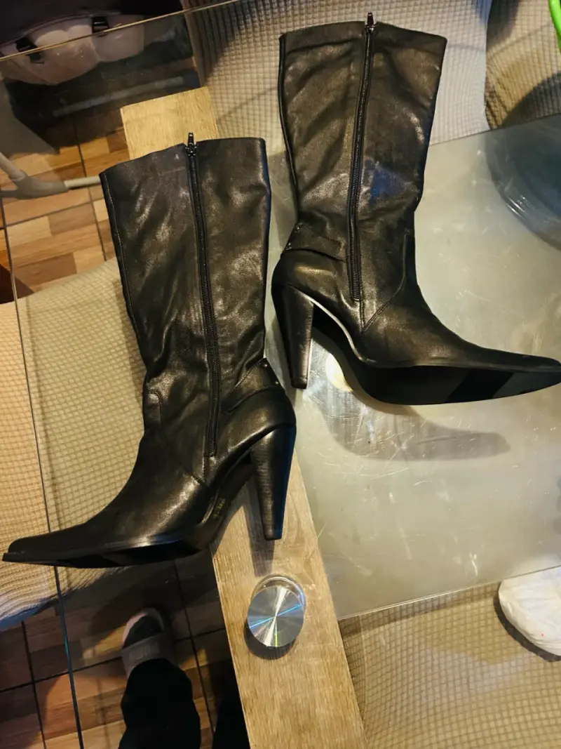 Botines negros de cuero - 4