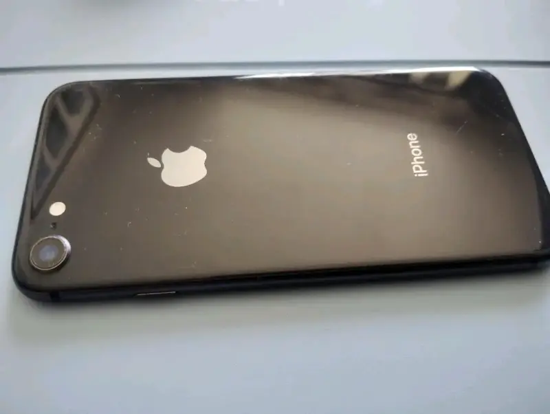 iPhone 8 64 gb - 4