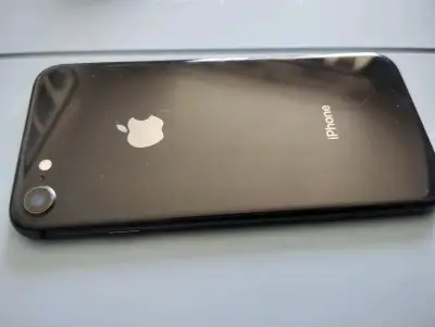 iPhone 8 64 gb - miniatura 4