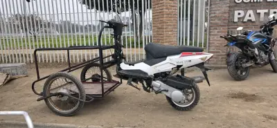 Mototriciclo 2027 - miniatura 1