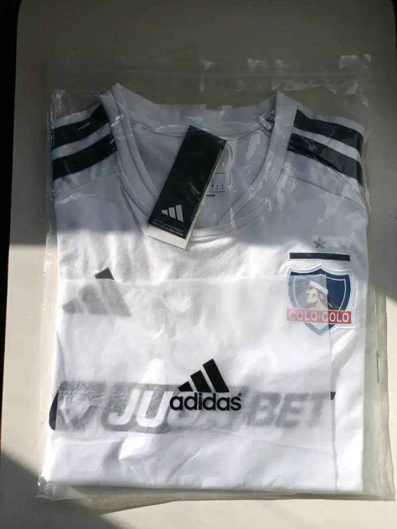 Camiseta Adidas Colo-Colo blanca