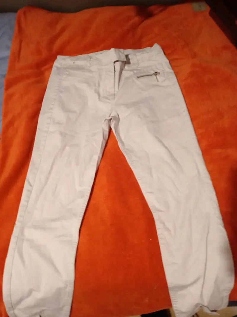 Pantalón blanco de algodón