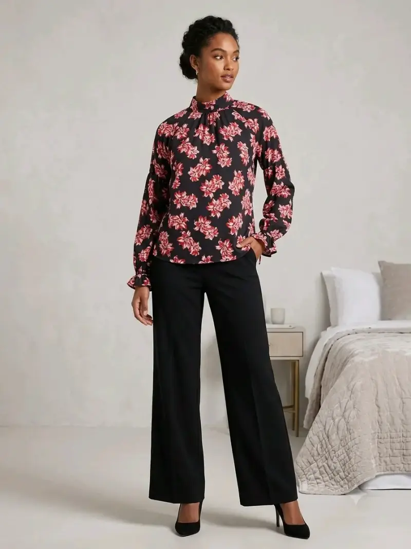 Blusa estampada floral negra - 1