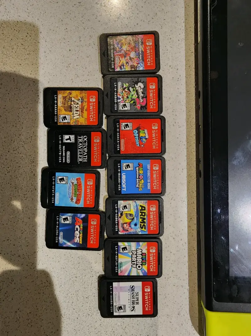 Consola Nintendo Switch con juegos - 2