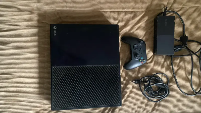 Consola Xbox One + Control Xbox series + 12 juegos - 3