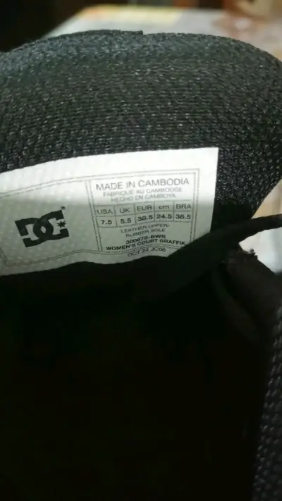 Zapatillas negras DC logo grande - miniatura 4