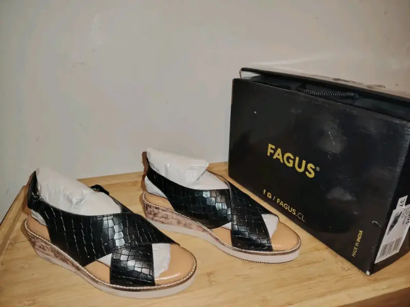 Sandalias negras Fagus con plataforma 37 - 2