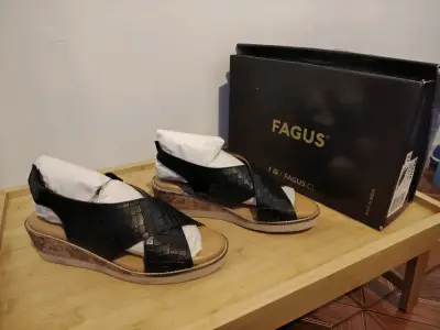 Sandalias negras Fagus con plataforma 37 - miniatura 6