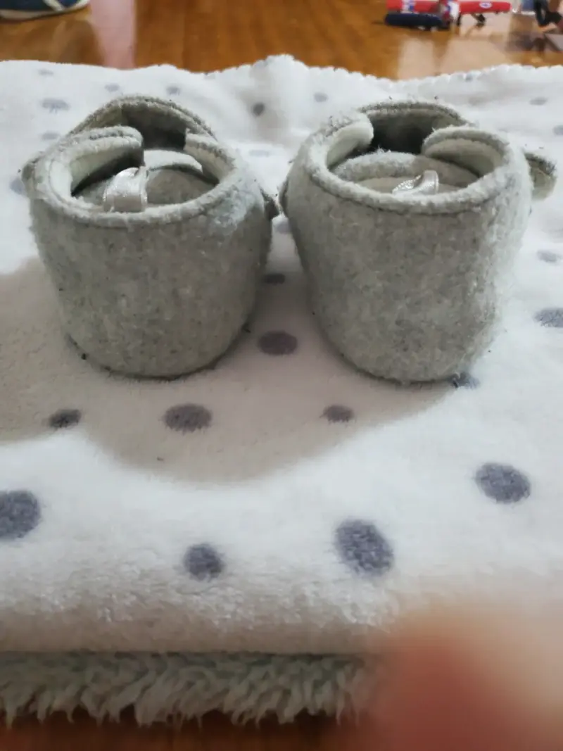 Zapatos de lana para bebé - 2