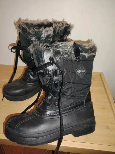 Botas negras con forro peludo nro 36 - miniatura 2