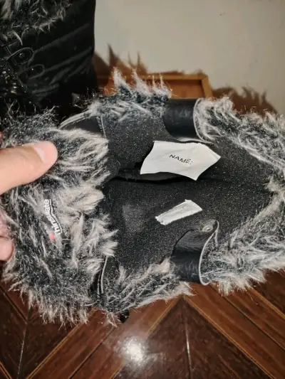 Botas negras con forro peludo nro 36 - miniatura 4