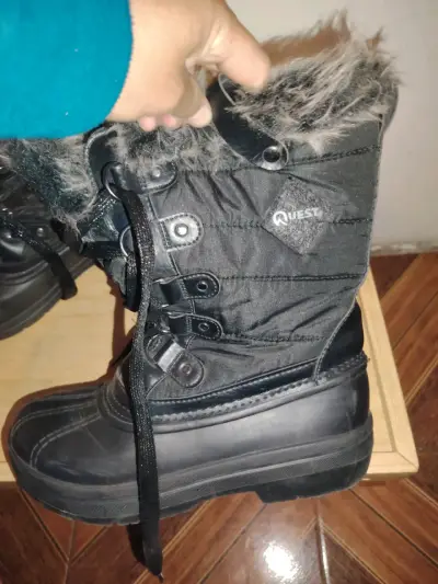 Botas negras con forro peludo nro 36 - miniatura 5