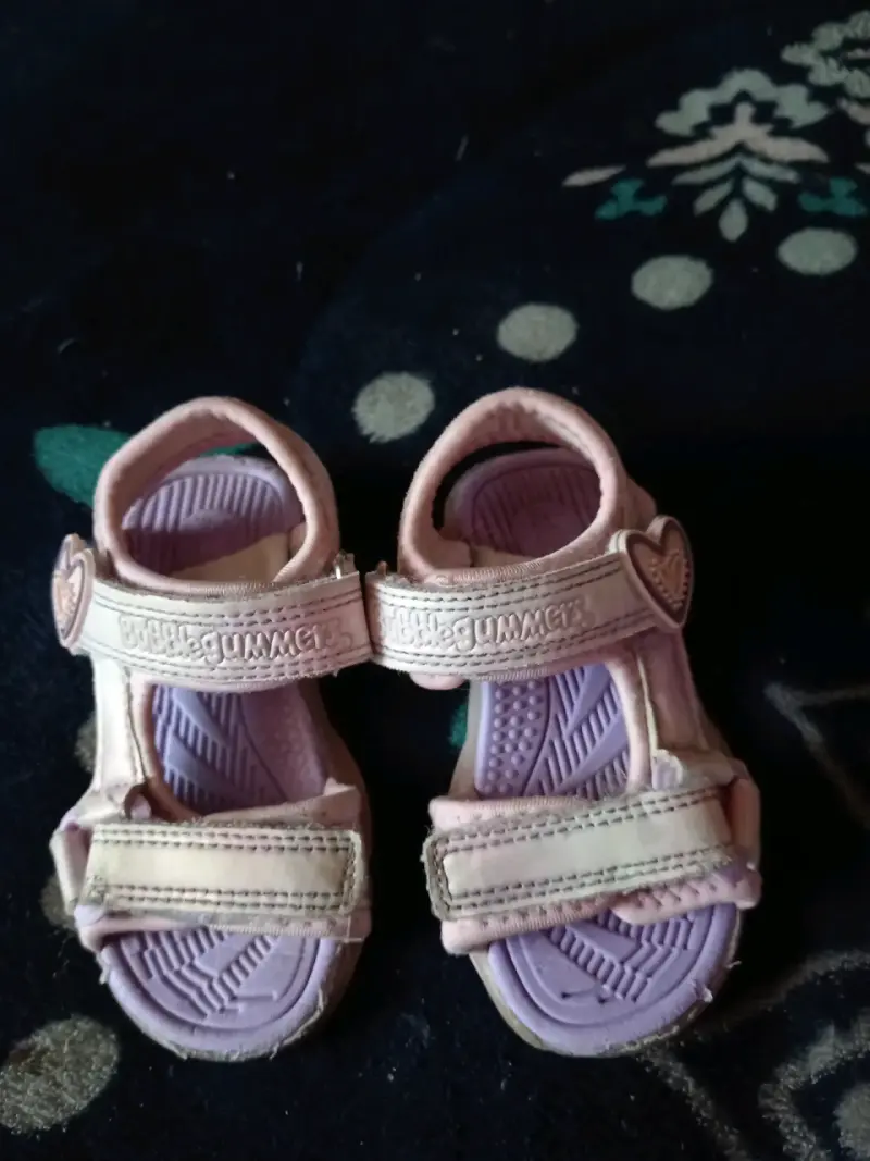 Sandalias Bubblegummers con luces número 22 - 1