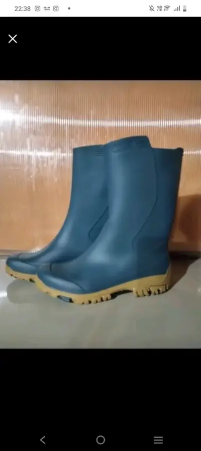 Botas impermeables negras - miniatura 3