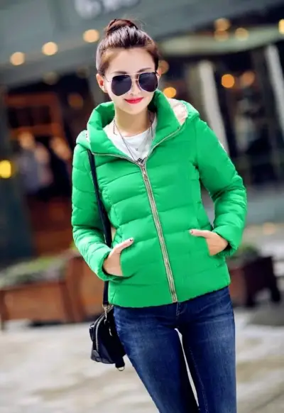 Chaqueta talla S/M verde ajustada con capucha - miniatura 1