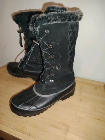 Botas invernales negras con forro nro 40 - miniatura 2