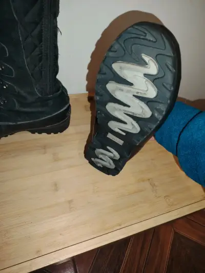 Botas invernales negras con forro nro 40 - miniatura 3