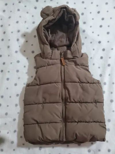 Chaleco de guagua con gorro - miniatura 1