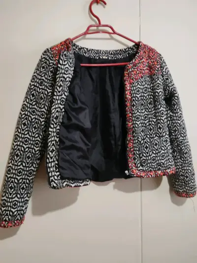 Chaqueta bohemia bordada - miniatura 2