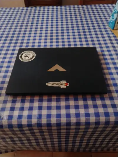 Laptop HP Victus Gamer - miniatura 2