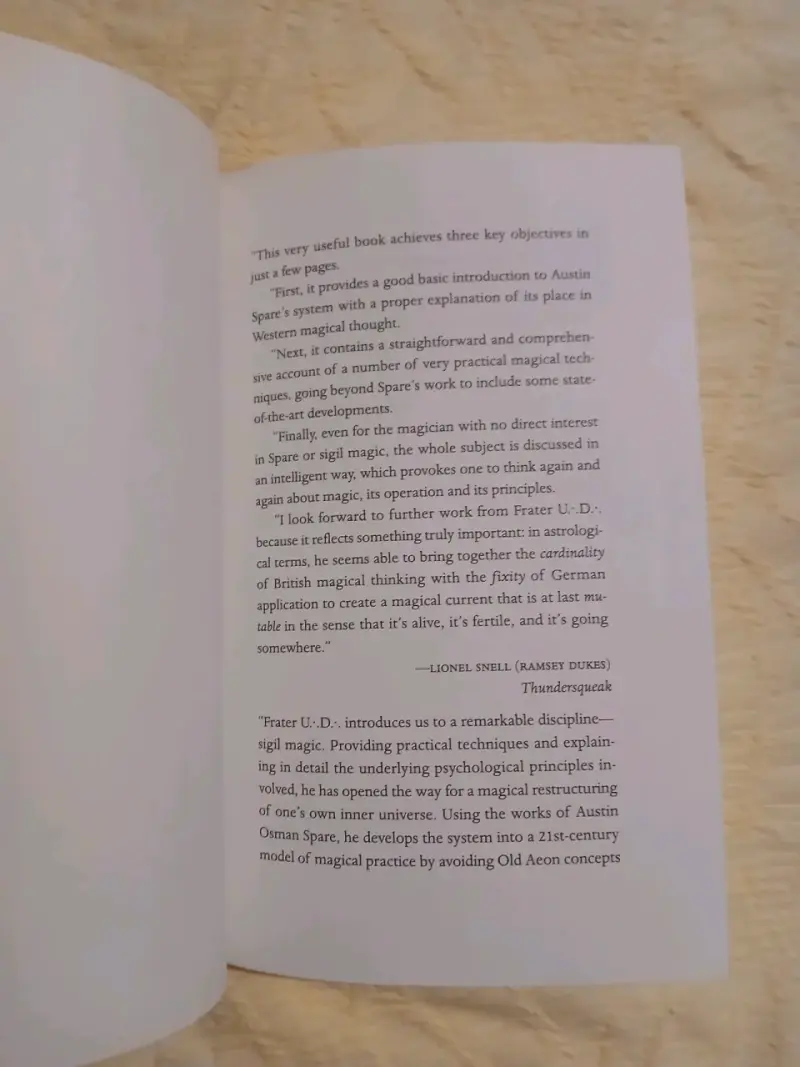 Libro Practical Sigil Magic - 3