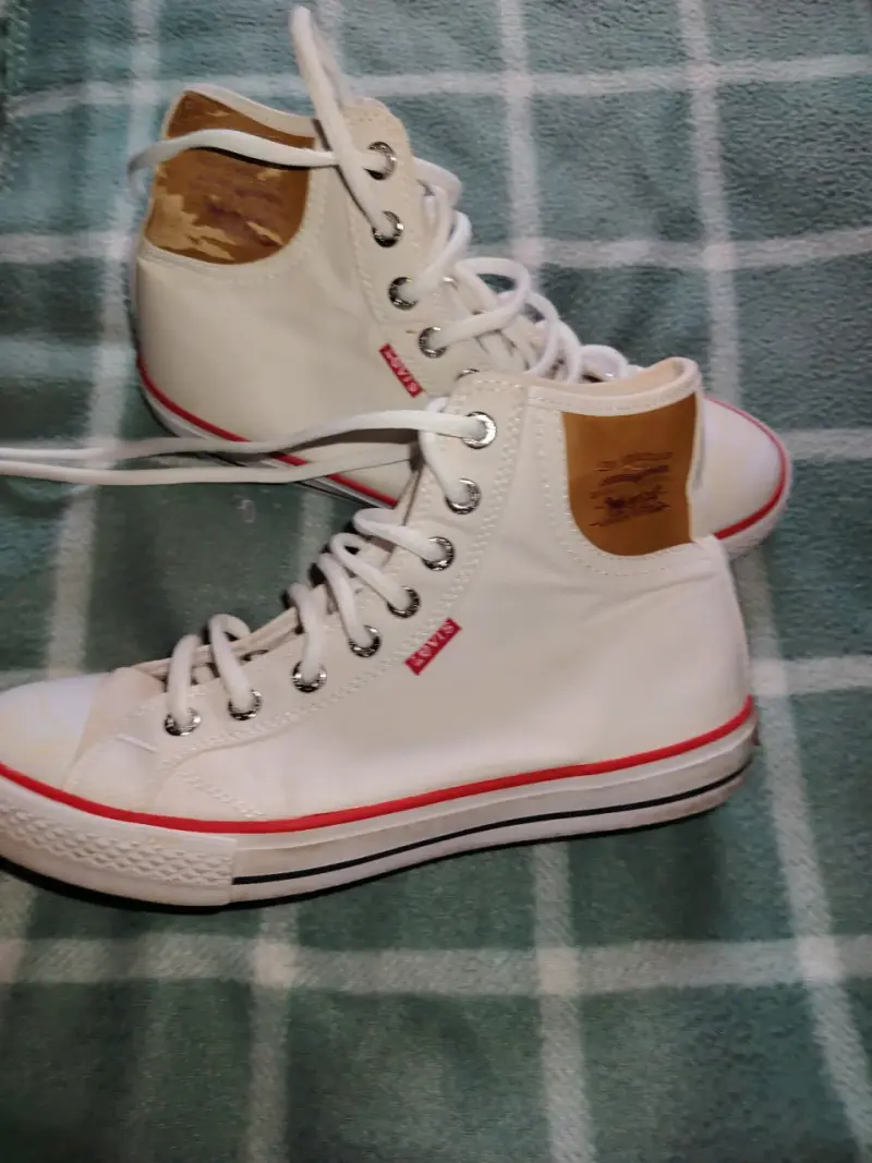 Zapatillas blancas de caña alta - 1