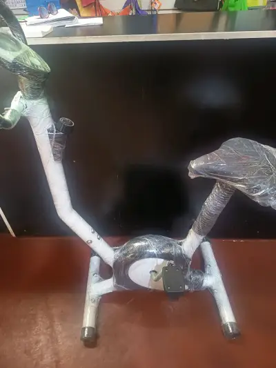 Bicicleta estática nueva - miniatura 4