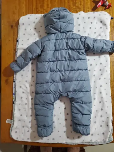 Buzo acolchado para bebé azul - miniatura 2