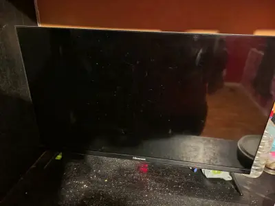 Televisor Hisense 32 pulgadas - miniatura 1