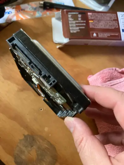 Disco duro Hitachi 320GB - miniatura 2