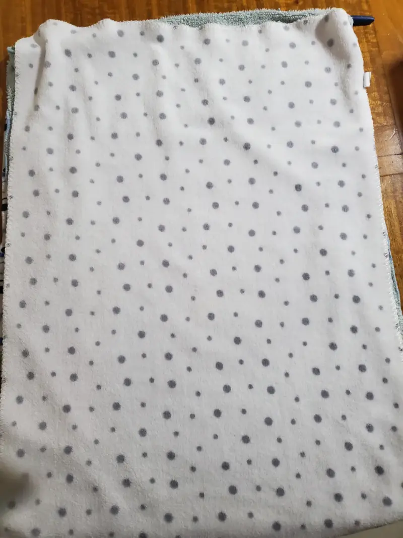 Manta de bebé con puntos - 2