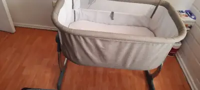 Cuna colecho gris en buen estado - miniatura 1