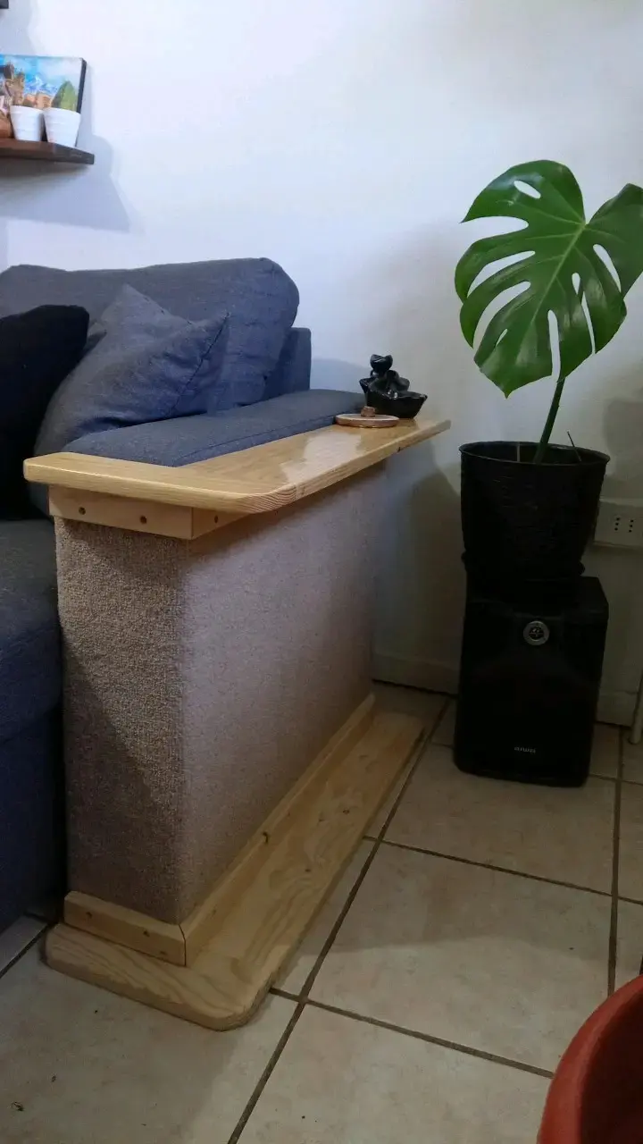 Rascador para gatos de madera - 2