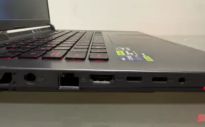 Laptop Asus Rog Strix G16 I9 14900hx Rtx 4060 - miniatura 6