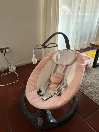 Silla mecedora para bebé rosa - miniatura 1