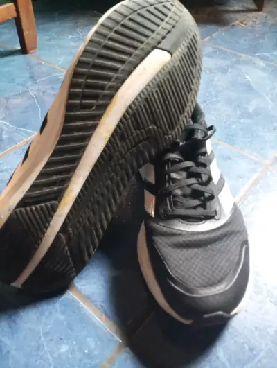 Zapatillas deportivas negras - miniatura 4