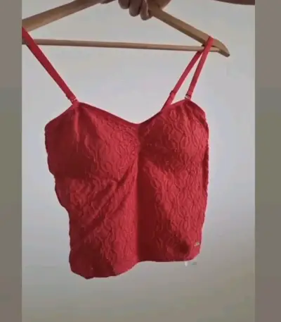 Top encaje rojo con tirantes - miniatura 5